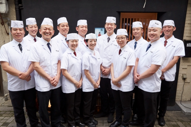 寿司職人養成学校『飲食人大学』卒業生が運営する『鮨 千陽』ソウルに２月開店
